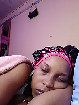 Midnightmuse619 online show from June 27, 8:26 pm