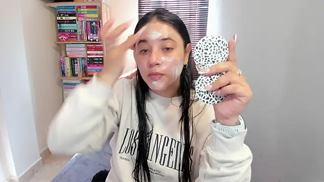foxwen online show from July 7, 1:47 pm