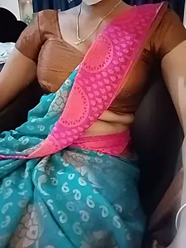 Yasika01 online show from July 15, 11:48 am