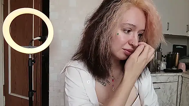 ElianaFox  online show from July 20, 10:29 am