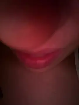 selinimm online show from July 2, 9:43 pm