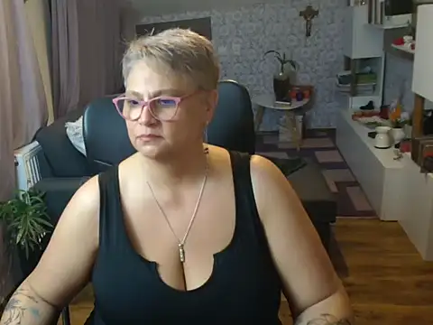 NewHellen4you online show from June 30, 10:53 pm