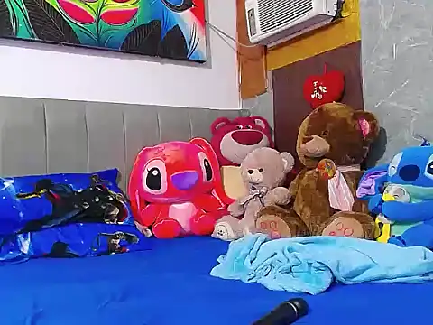 Brunett sexy2 online show from July 7, 5:43 am