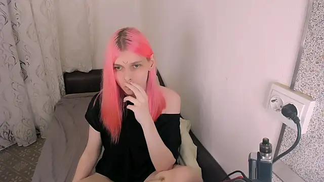 LunaPink69 online show from July 8, 7:16 pm