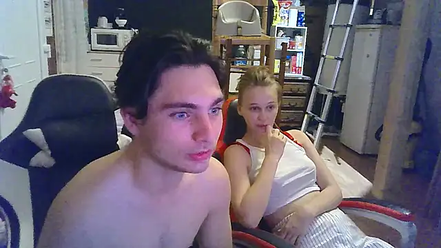 chrissexy40 online show from July 7, 9:39 pm