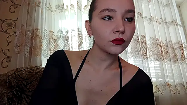 IsabelKim  online show from July 15, 8:30 am