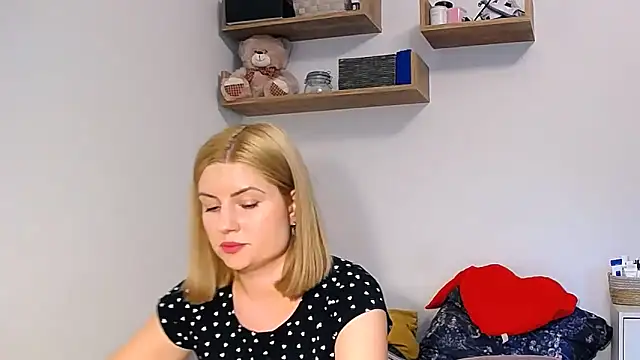 Snapshot of alisenties chatting on September 26, 2:25 pm alisenties online show from September 26, 2:25 pm