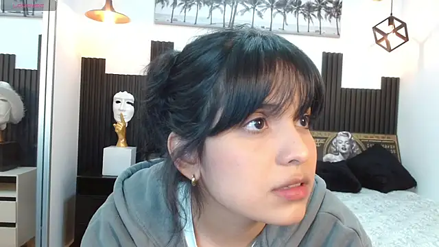 yurii petite online show from July 15, 11:59 am