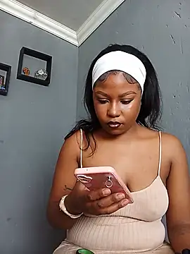 P1nk Paige online show from July 24, 9:29 am