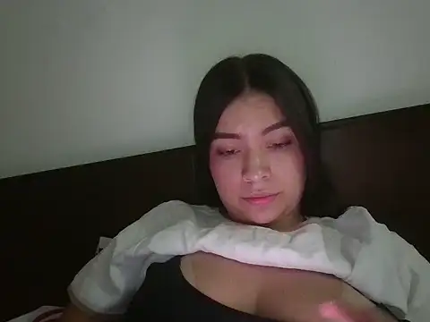 Bombon2100 online show from July 26, 1:57 am