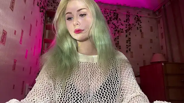 laurashi777 online show from July 27, 7:00 pm