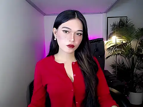 Enchantres mikay online show from August 2, 7:55 am