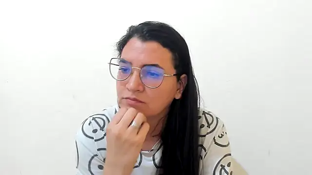 MARILYN GARCIA online show from November 29, 4:11 pm