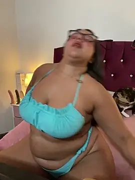 shara  online show from December 17, 9:52 pm