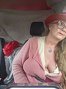 MucMilf59 online show from October 5, 1:16 pm