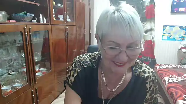 Snapshot of JenaCheim chatting on October 2, 7:08 pm JenaCheim online show from October 2, 7:08 pm