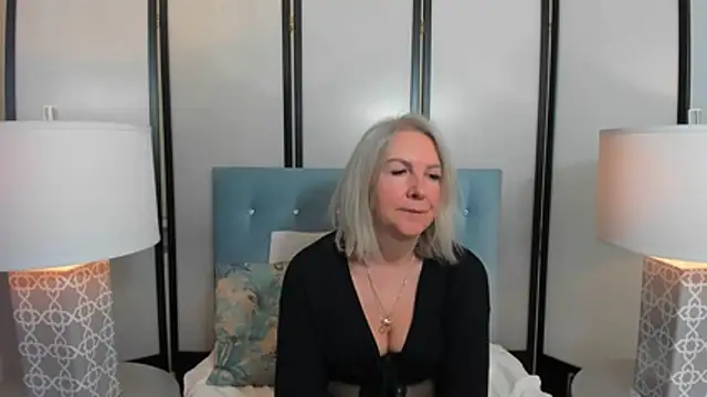 EricaTop online show from April 12, 8:17 am