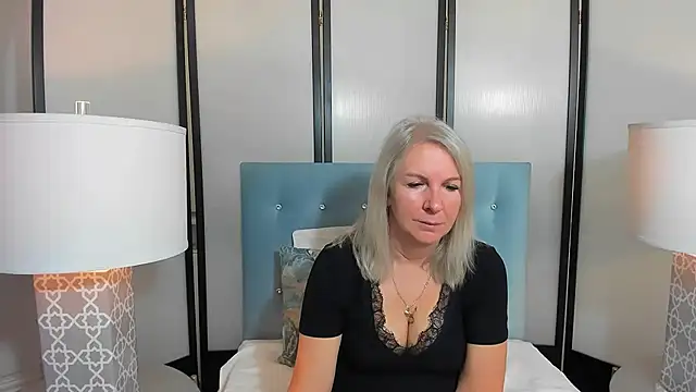 EricaTop online show from November 2, 6:17 am