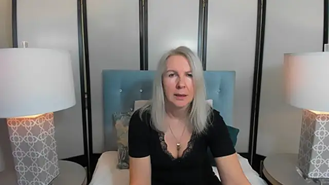 EricaTop online show from March 30, 6:07 pm