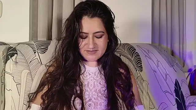 DeesseLuxure online show from January 17, 6:21 am