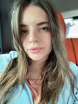 margolisa online show from April 9, 9:59 am