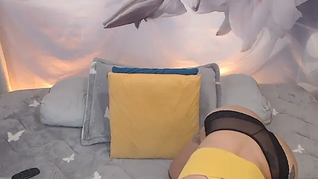 sofiasteven online show from December 4, 8:53 pm