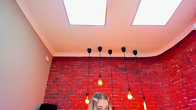 ChristynaRoss online show from February 8, 9:29 pm