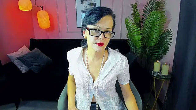 Snapshot of BrandiSweetie chatting on September 23, 1:42 pm BrandiSweetie online show from September 23, 1:42 pm