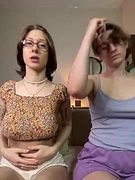 Jitoon Exe online show from May 23, 6:39 pm