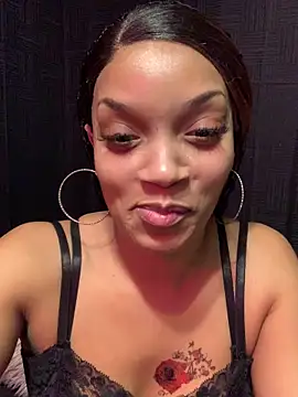 Rakiyahcharms online show from December 18, 5:23 am