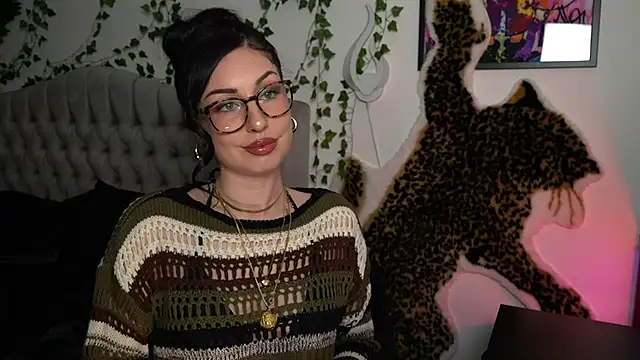 Snapshot of Estherjizz chatting on September 19, 7:13 pm Estherjizz online show from September 19, 7:13 pm