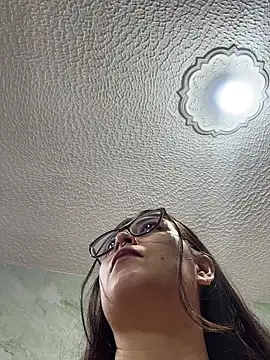 samybenson online show from November 7, 9:20 pm