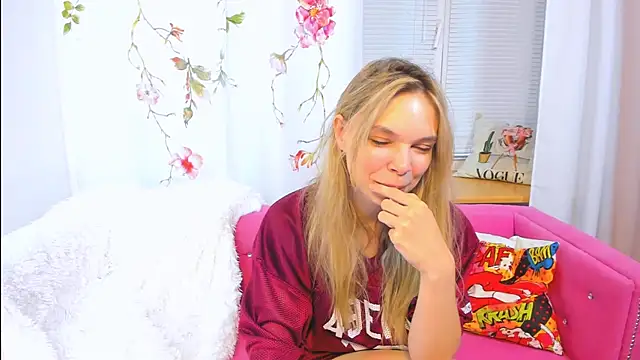 Snapshot of The_Deep_Passion chatting on September 27, 1:51 pm The Deep Passion online show from September 27, 1:51 pm