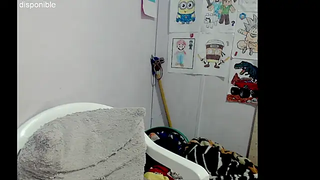 Snapshot of lizztaylor535 chatting on September 12, 4:14 pm lizztaylor535 online show from September 12, 4:14 pm