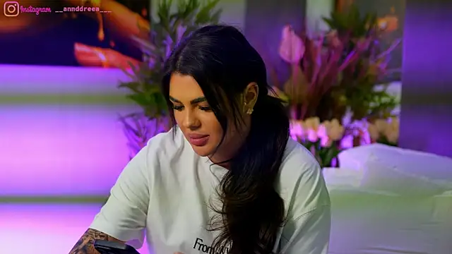 perfectt33n online show from October 31, 4:11 pm