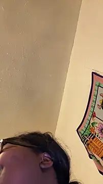 Anni123lolxh online show from November 11, 11:57 pm