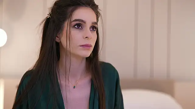 DoviaClaire online show from February 12, 8:16 am