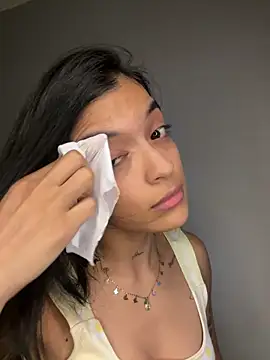 Sammy pink online show from March 13, 2:57 am