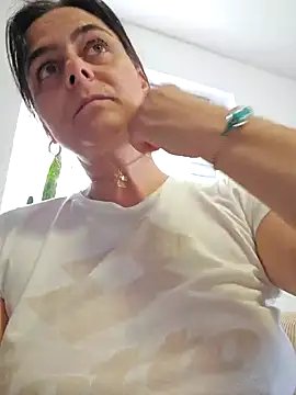 IsabelleCraft online show from October 27, 1:17 pm