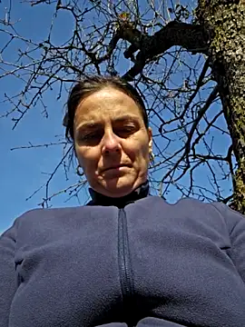 IsabelleCraft online show from November 15, 10:49 am