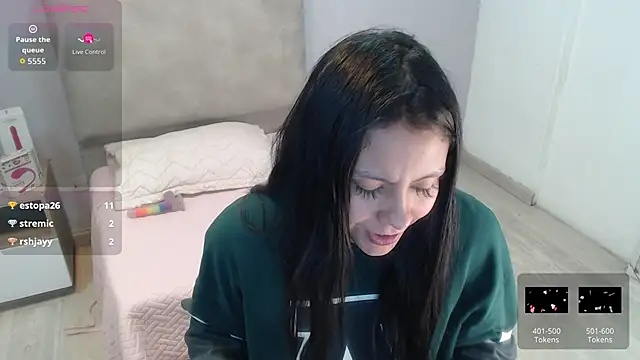 valevicious online show from November 13, 7:35 pm