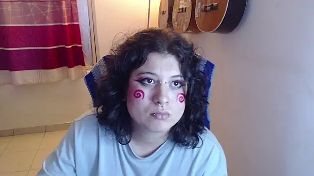 Snapshot of Smoke_trip_Alicia chatting on October 11, 6:07 am Smoke trip Alicia online show from October 11, 6:07 am