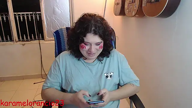 Snapshot of Smoke_trip_Alicia chatting on September 23, 4:32 am Smoke trip Alicia online show from September 23, 4:32 am