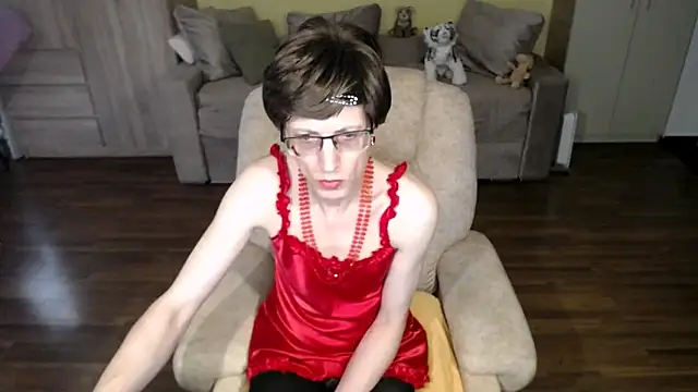 clementine online show from June 4, 7:57 am