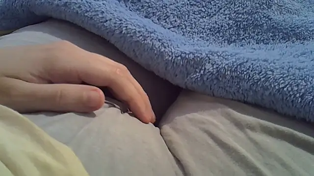 perescam online show from November 17, 9:04 pm