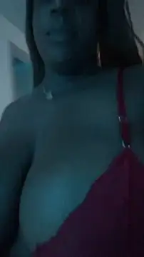 Adrilovechocolate online show from April 19, 11:21 am