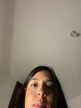 kamivolkano online show from November 23, 1:19 am