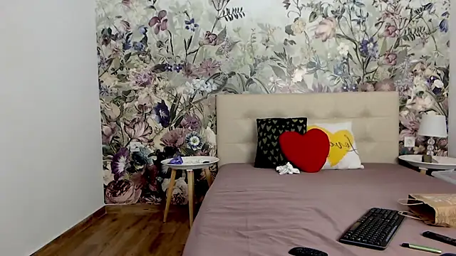 RoseDiamond06 online show from October 27, 1:50 pm