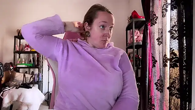 kisicaxx online show from March 4, 2:23 pm