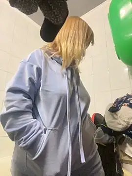 Irina2909xh online show from October 20, 1:25 pm